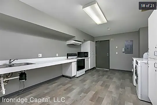 Come Check Out Studio Apartments in the UW District! Photo 2