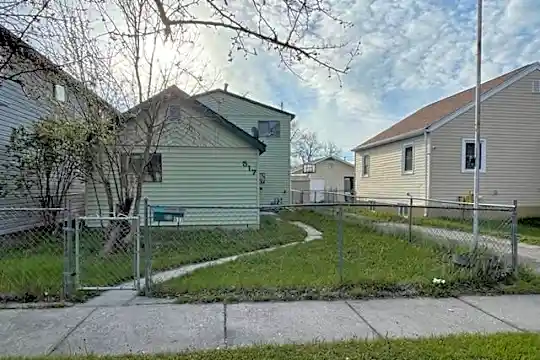 517 Colorado Ave Photo 1