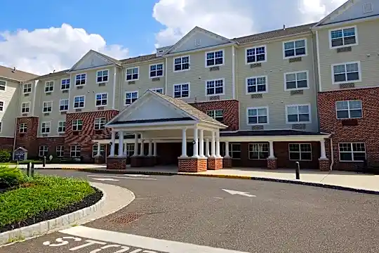 Living Springs Manor Photo 1