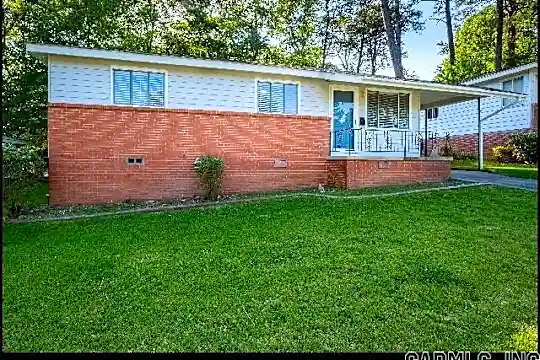 6 Fairmont Dr Photo 2