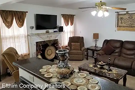 4977 Hurstborough Ct Photo 2