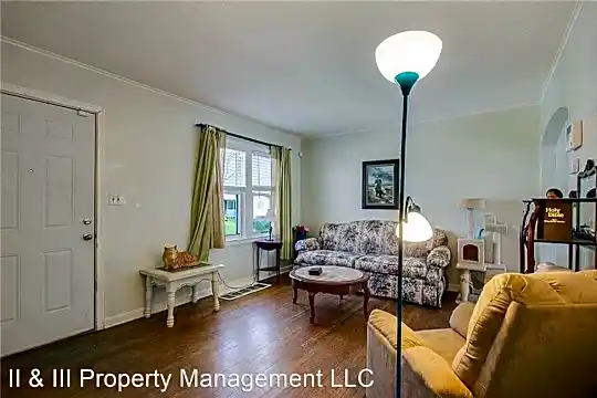 4315 Sunrise Dr Photo 2