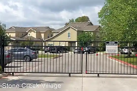 1000 Diamond Drive Photo 2