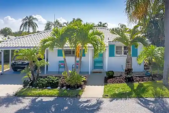 718_N_Spanish_Drive_Longboat_Key-44.jpg