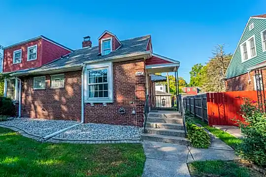 8148 Highland Pl Photo 1