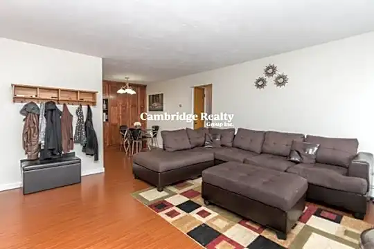 1191 Main St Photo 1