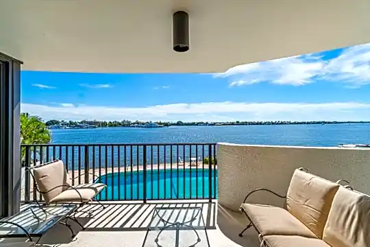 1200 S Flagler Dr #202 Photo 1