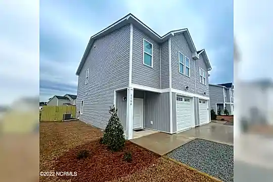 115 Pasture Ln #4-A Photo 1