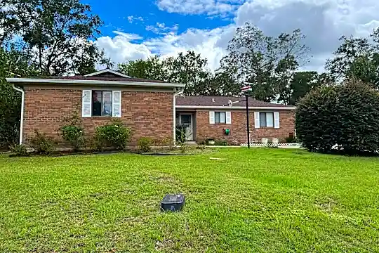 3011 Whirlaway Trail Photo 1