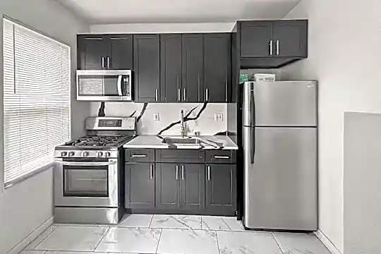 188 Delaware Ave #2 Photo 2