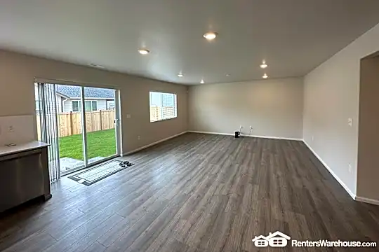 19909 135th Ave E Photo 1