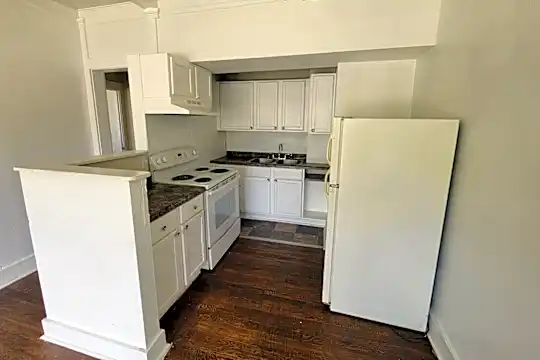 727 W Park Ave Photo 1