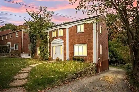 368 Anawanda Ave Photo 1