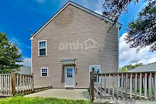 193 Wildberry Lane Photo 1