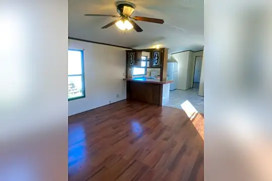 5 Boulder Dr Photo 1