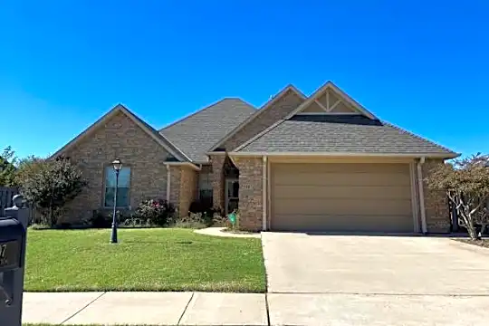 5007 NE Haddington Pl Photo 1