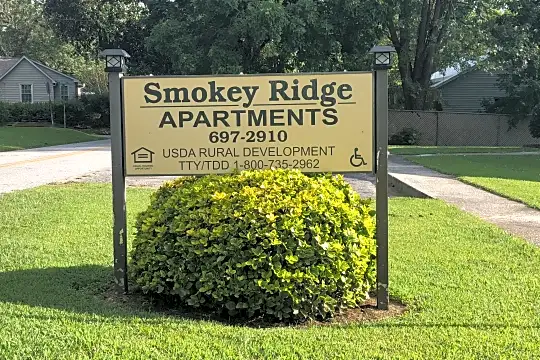 Smokey Ridge Apartments Photo 2