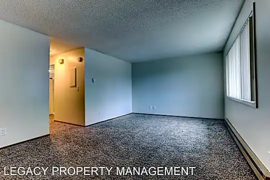 18140 SW Shaw Street Photo 1