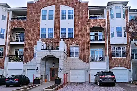 5920 Great Star Dr #404 Photo 1