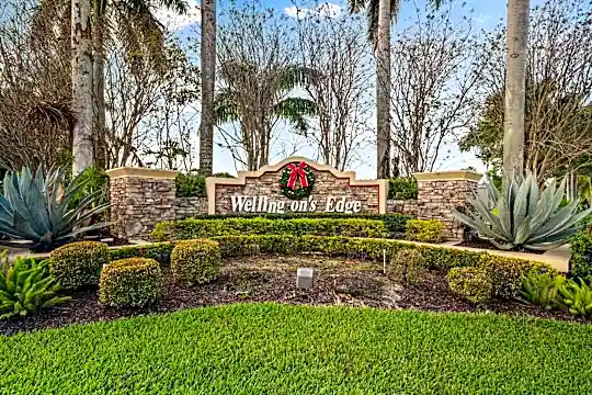 1556 Carriage Brooke Dr Photo 1