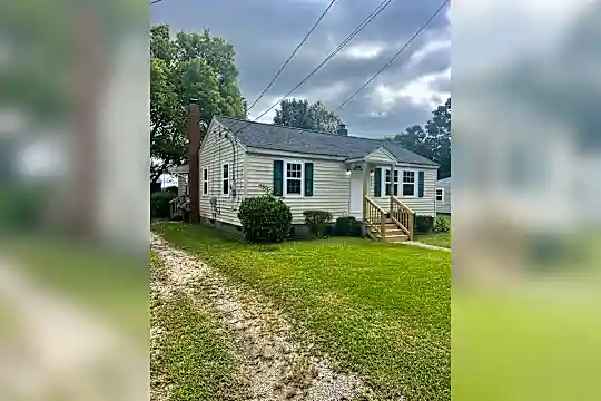 206 Wheeler St Photo 2