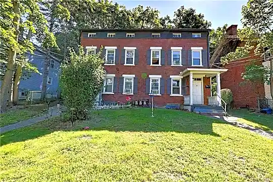 95 Delafield St #2 Photo 1