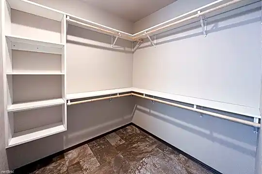 806 Justus Ave Photo 2