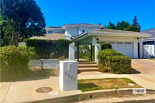 4591 De Celis Pl Photo 1
