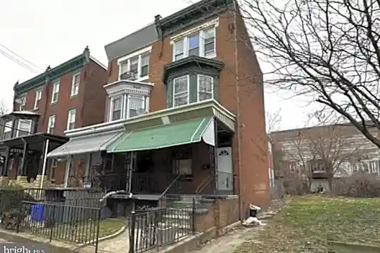 3521 N 16th St Photo 1