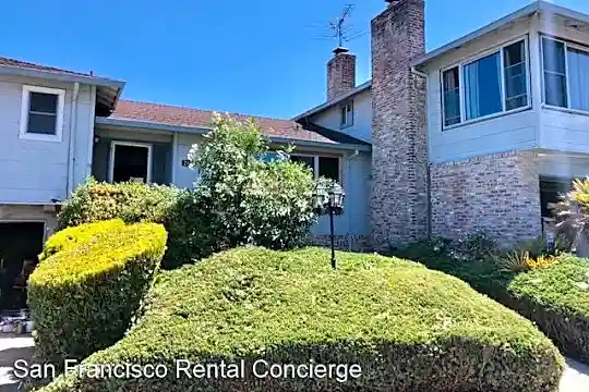 2021 Trousdale Dr Photo 1