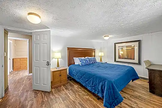 1 Bedroom Riverdale