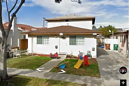 4215 W 162nd St Photo 1
