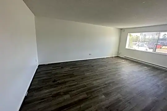 530 Avenue U Photo 2