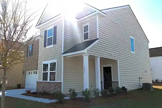 701 Silver Moss Drive Photo 2