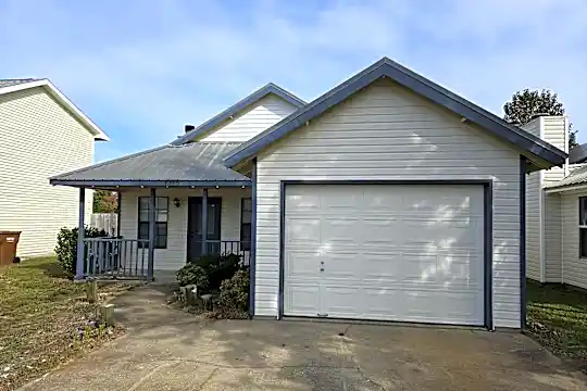7476 Harvest Village Ct Photo 2