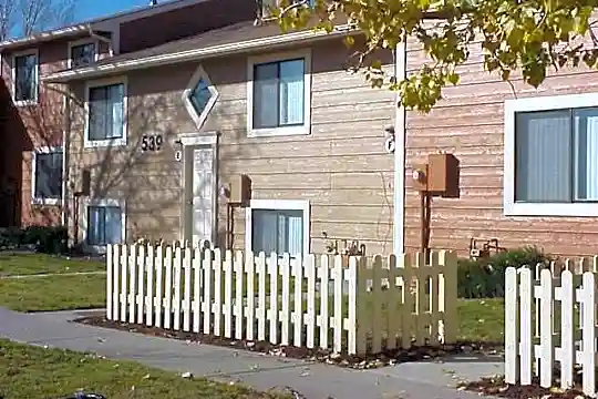 Willow Grove Photo 2