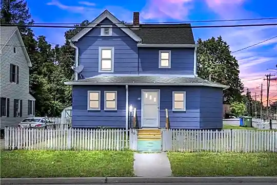 29 Oliver Ave Photo 1