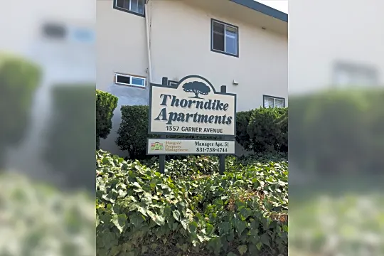 Thorndike Apartments Photo 2