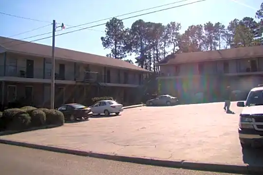 232 Lanier Dr #20 Photo 1