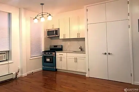 7611 3rd Ave Photo 1