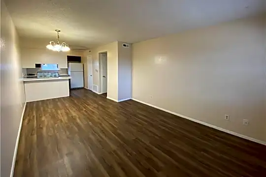 1820 W Twin Springs St #16 Photo 1