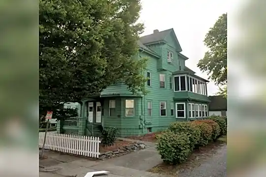 53 Potter St Photo 1