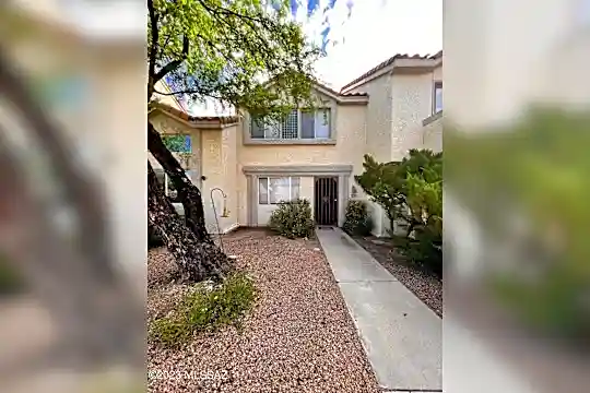 2751 W Avenida Azahar Photo 1