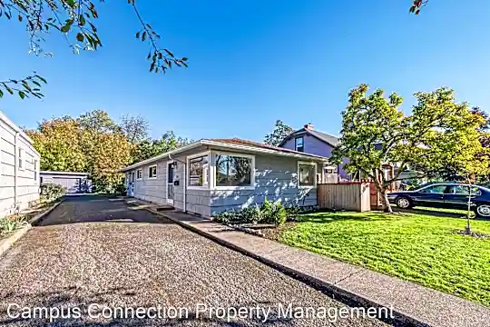 1415 Jefferson St Photo 1
