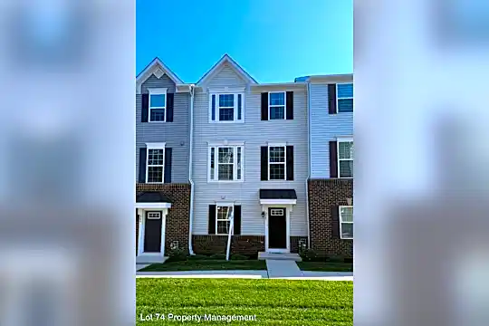 213 Bamboo Dr Photo 1
