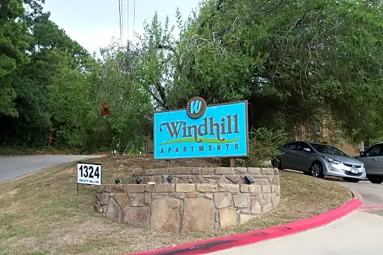 Windhill Apartments Photo 2