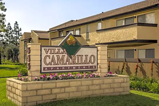 Villa Camarillo Photo 1