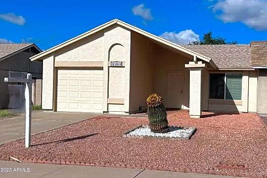 3014 W Runion Dr Photo 2