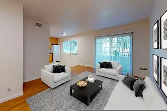 1013 Echo Rd Photo 2