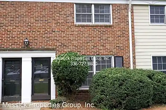640 Rugby Row Photo 1